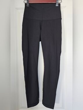 Lululemon Black High Rise Leggings Size 4 Cropped Athletic Yoga Pants